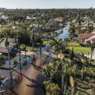 Vista aérea de las inundaciones tras el paso del huracán Ian, en Ft Myers, Florida (EE.UU.), este 30 de septiembre de 2022