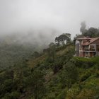 Fotografía una casa del programa de convivencia en hogares en la Comunidad de Yunguilla, el 29 de septiembre de 2022, en Yunguilla