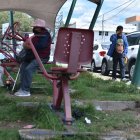 Descuido. A los moradores les toca convivir con la falta de mantenimiento de los espacios verdes