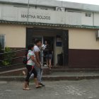 Los representantes legales de las mujeres violentadas denuncian que los médicos se excusan de atnederlas.