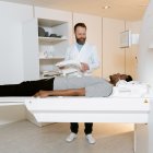 Evaluación. Un paciente se somete a una jornada de escaneo que precisará sus condiciones fisiológicas.