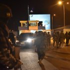 Decenas de uniformados se sumaron al contingente de seguridad que opera en la cárcel de Cotopaxi, para tratar de recobrar el control de los pabellones.