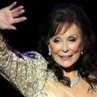 Loretta Lynn aseguró que fue la primera cantante de música country en defender a la mujer oprimida.