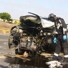 El Kia quedó con el motor fuera del carro por el fuerte impacto