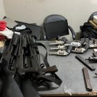 Armamento hallado en vivienda de Samanes, en el norte de Guayaquil.