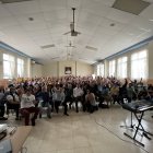 Encuentro. La Pastoral Musical, ante la necesidad de integración y formación de los coros parroquiales, organizó el 30 de julio el I Encuentro de Músicos Católicos. Acudieron más de 160 cantantes y coordinadores. La cita fue en el auditorio de la parroquia Santa Gema.