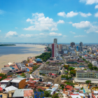 Extranjeros han generado apego por la Perla del Pacífico que han desarrollado costumbres autóctonas de la ciudad.