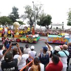 Carroza. Seis fueron las carrozas que formaron parte del desfile.