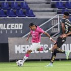 Independiente del Valle (i) fue sorprendido por Técnico Universitario, en la fecha 13