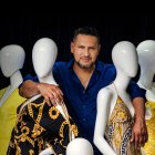 El creativo estuvo de paso por Guayaquil para abrir su primera tienda en Latinoamérica.