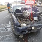 Daños. Un vehículo liviano resultó afectado tras un siniestro vial registrado este martes.