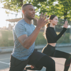 Referencial. Una pareja haciendo deportes.