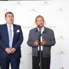 El asambleísta Mariano Curicama ofreció una rueda de prensa la mañana de este jueves 20 de octubre.