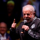 Lula Da silva, pide no bajar la guardia: "La elección está muy pareja y muy disputada"