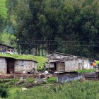Vista de unas viviendas las afueras de Quito (Ecuador), en una fotografía de archivo.