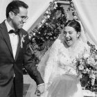 Mon Laferte y Joel Orta se dieron el  "sí quiero". Ambos son los padres del pequeño Joel.