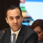 Fotografía de archivo del canciller de Ecuador, Juan Carlos Holguín