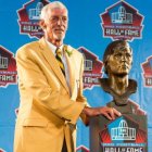 El legendario jugador de fútbol americano el día de su ingreso al Salón de la Fama NFL.