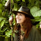 Su alma de artista la lleva también a preocupación por la naturaleza.