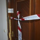 Vista de la vivienda donde se produjo el suceso en Benalmádena, Málaga, España.