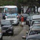El tráfico provocó largas colas de vehículos