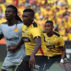 ESTADIO MONUMENTAL FINAL DE LA LIGA PRO BARCELONA VS AUCAS ag-periodistas JUAN FAUSTOS
