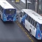 Una mujer fue atropellada por un bus del servicio de la transportación pública urbana, en el centro de Guayaquil.