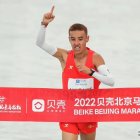 Anubaike Kuwan como ganador de la maratón de Pekín.