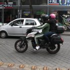 1. Repartidores. En las vías de gran flujo vehicular, a mediodía, circulan con más frecuencia entre dos o más ocupantes.