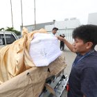 Preparativos. La familia del menor de 13 años emprendió ayer un viaje a Riobamba para velar el cadáver.