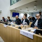 La justicia neerlandesa escucha los testimonios en la audiencia.