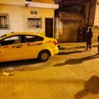 Rastreo. Los uniformados localizaron el vehículo y luego fue abandonado.