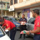Personal del Cuerpo de Bomberos entregó información a los conductores, en Durán.