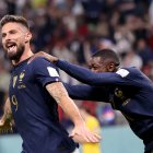 Olivier Giroud marcó un doblete y alcanzó los 51 goles de Thierry Henry, máximo anotador de la selección francesa.