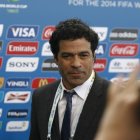 Raí, exseleccionado brasileño, criticó la excesiva censura de la FIFA.