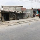 Guayaquil. El primer punto donde atacaron los criminales fue esta vulcanizadora. Una persona murió.