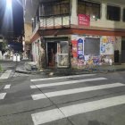 Ambato. Así quedó el negocio tras el atentado que sufrió.