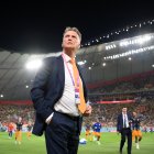 Louis Van Gaal, técnico neerlandés,  cumple su tercer ciclo al mando de Países Bajos. Su mejor desempeño fue en Brasil 2014, cuando quedo tercera del certamen.