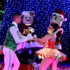 La ciudadanía quiere que la Plaza de la Administración permanezca con una iluminación similar todo el año.