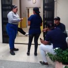 Daule. Familiares de las víctimas relatan lo ocurrido con sus allegados.