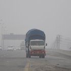 El el Tribunal Superior de Lahore pidió al gobierno provincial que cerrara las escuelas tres días a la semana para evitar la sobreexposición de los niños al aire tóxico.