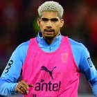 Ronald Araujo, defensor uruguayo, no sumó minutos en Qatar 2022 debido a una lesión.