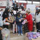 La fundación da de comer a aproximadamente a 700 personas a diario.