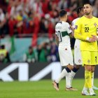 Doha (Qatar), 10/12/2022.- Goalkeeper Diogo Costa of Portugal reacts after the FIFA World Cup 2022 quarter final soccer match between Morocco and Portugal at Al Thumama Stadium in Doha, Qatar, 10 December 2022. (Mundial de Fútbol, Marruecos, Catar) EFE/EPA/Friedemann Vogel