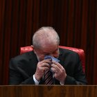 El electo presidente de Brasil Lula Da Silva, se emocionó tanto y no pudo evitar que le salgan las lágirmnas