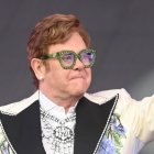 Elton John está en contra de las políticas duras que Elon Musk ha implementado en Twitter.