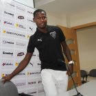 Leonel Quiñónez firmó un contrato por dos años con Liga de Quito. Llega de Barcelona.