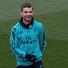 GRAF8265. MADRID, 09/03/2018.- El delantero portugués del Real Madrid, Cristiano Ronaldo, durante el entrenamiento celebrado hoy en la Ciudad Deportiva de Valdebebas,previo al partido contra el Eibar, correspondiente a la jornada 28 de LaLiga. ESPAÑA FÚTBOL LA LIGA SANTANDER.
