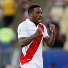 Con 38 años de edad, la "Foquita" Farfán dice adiós al fútbol.