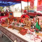 Una variedad de artículos y productos fueron ofrecidos en el feria navideña de la ciudadela 9 de Octubre.